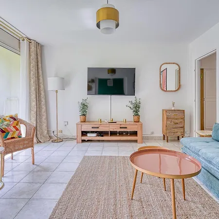 Hana Home 2 Chambres Bougival Parking Prive Proche A86 Exterior photo