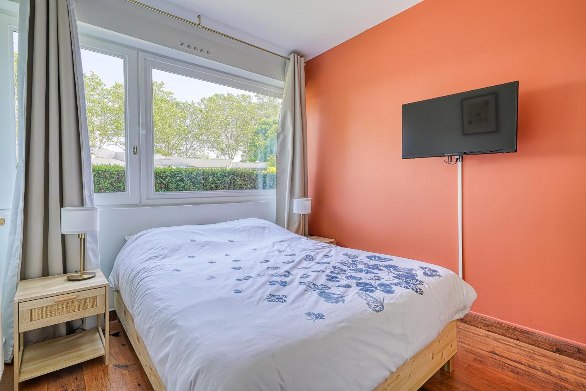 Hana 2 Parking Prive Proche A86 Appartement *